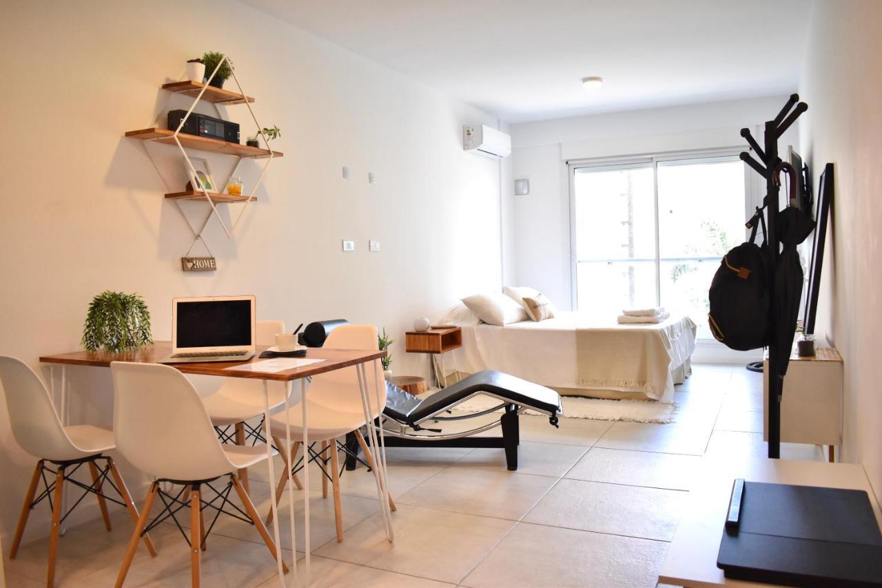 Luminosos Y Modernos Departamentos En Apartamento
