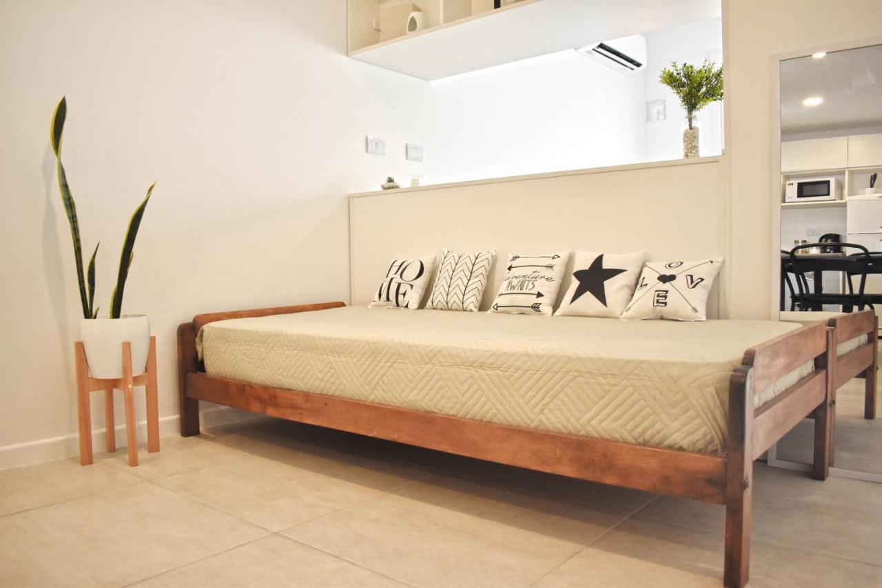 Luminosos Y Modernos Departamentos En Apartamento